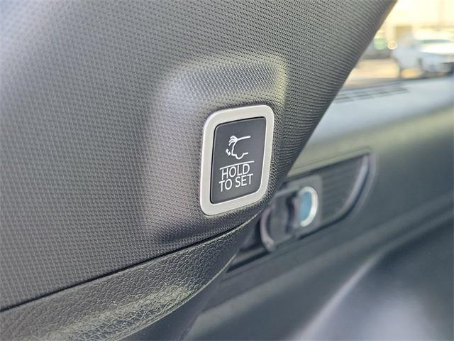 new 2025 Jeep Grand Cherokee car, priced at $53,891