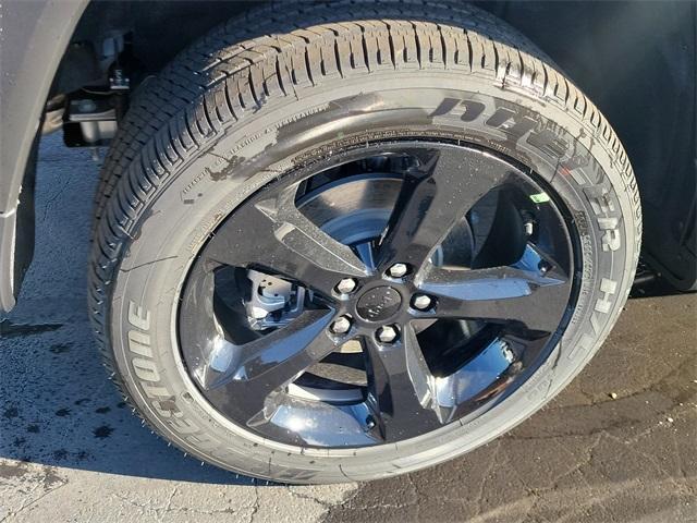 new 2025 Jeep Grand Cherokee car, priced at $47,538