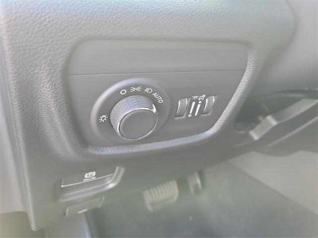 new 2025 Jeep Grand Cherokee car, priced at $47,538