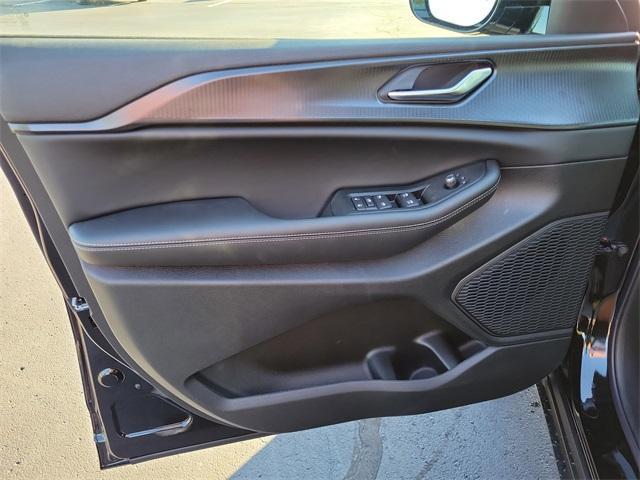 new 2025 Jeep Grand Cherokee L car, priced at $49,858