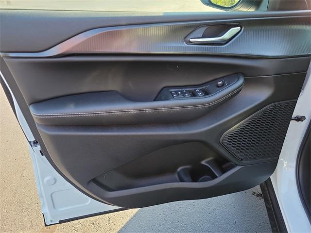 new 2025 Jeep Grand Cherokee L car, priced at $45,314