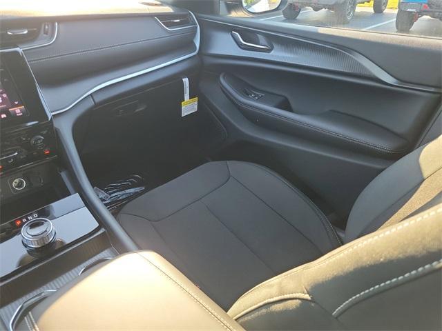 new 2025 Jeep Grand Cherokee L car, priced at $45,314