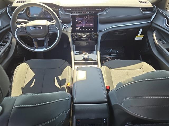 new 2025 Jeep Grand Cherokee L car, priced at $43,925