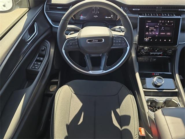 new 2025 Jeep Grand Cherokee L car, priced at $43,925