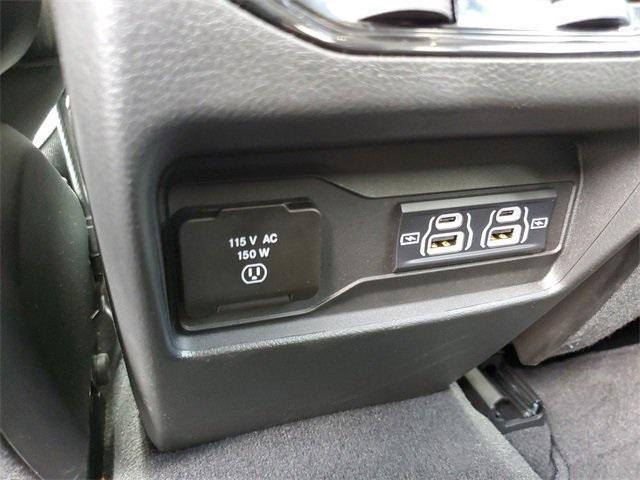 new 2023 Jeep Grand Cherokee car, priced at $29,999