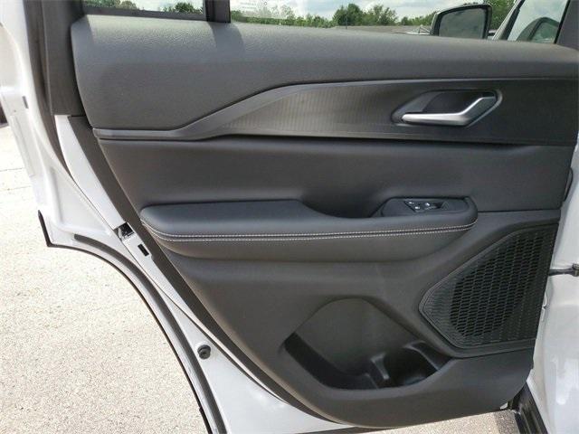 new 2023 Jeep Grand Cherokee car, priced at $29,999