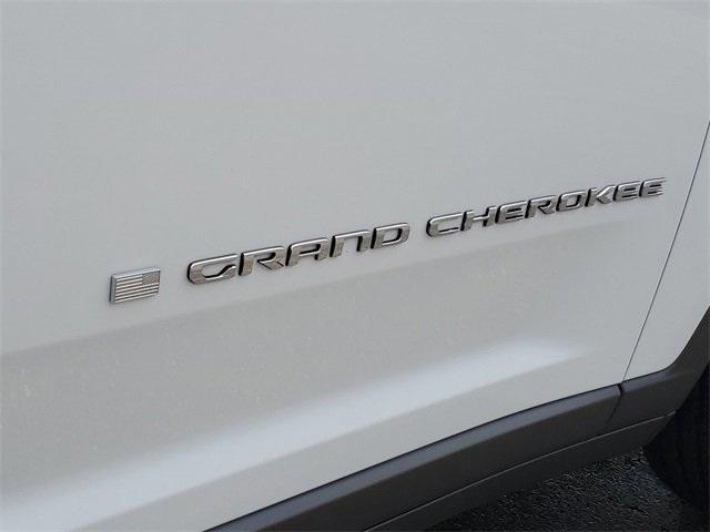 new 2023 Jeep Grand Cherokee car, priced at $29,999