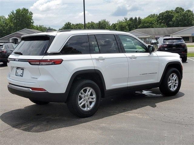 new 2023 Jeep Grand Cherokee car, priced at $29,999