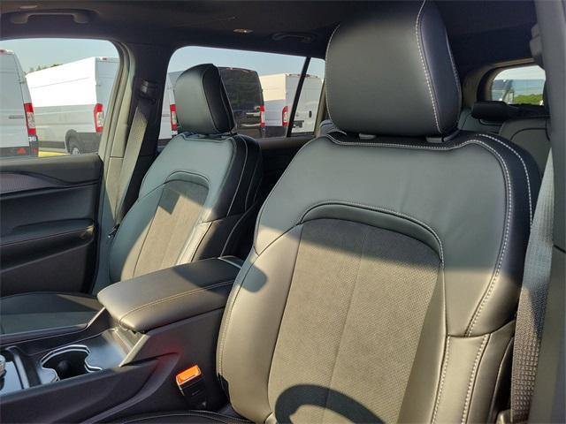 new 2025 Jeep Grand Cherokee L car, priced at $47,225
