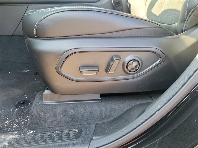 new 2025 Jeep Grand Cherokee L car, priced at $47,225