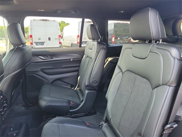 new 2025 Jeep Grand Cherokee L car, priced at $47,225