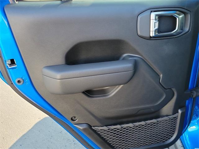 new 2025 Jeep Wrangler car, priced at $52,982