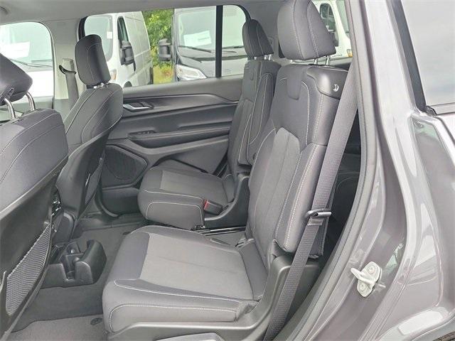 used 2023 Jeep Grand Cherokee L car, priced at $30,999