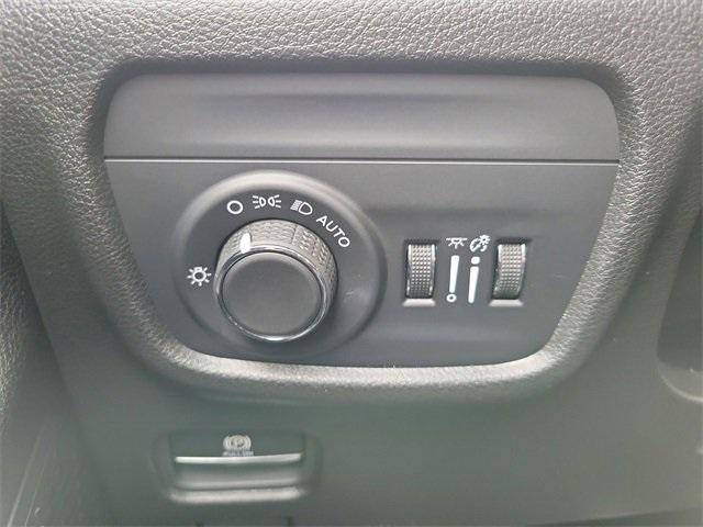 used 2023 Jeep Grand Cherokee L car, priced at $30,999