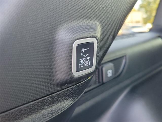 new 2025 Jeep Grand Cherokee car, priced at $53,355