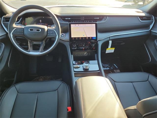 new 2025 Jeep Grand Cherokee car, priced at $53,355