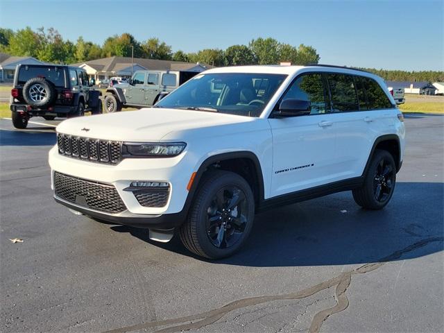 new 2025 Jeep Grand Cherokee car, priced at $53,355