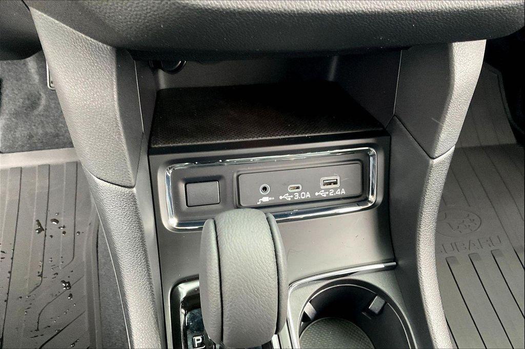 new 2025 Subaru Ascent car, priced at $43,300