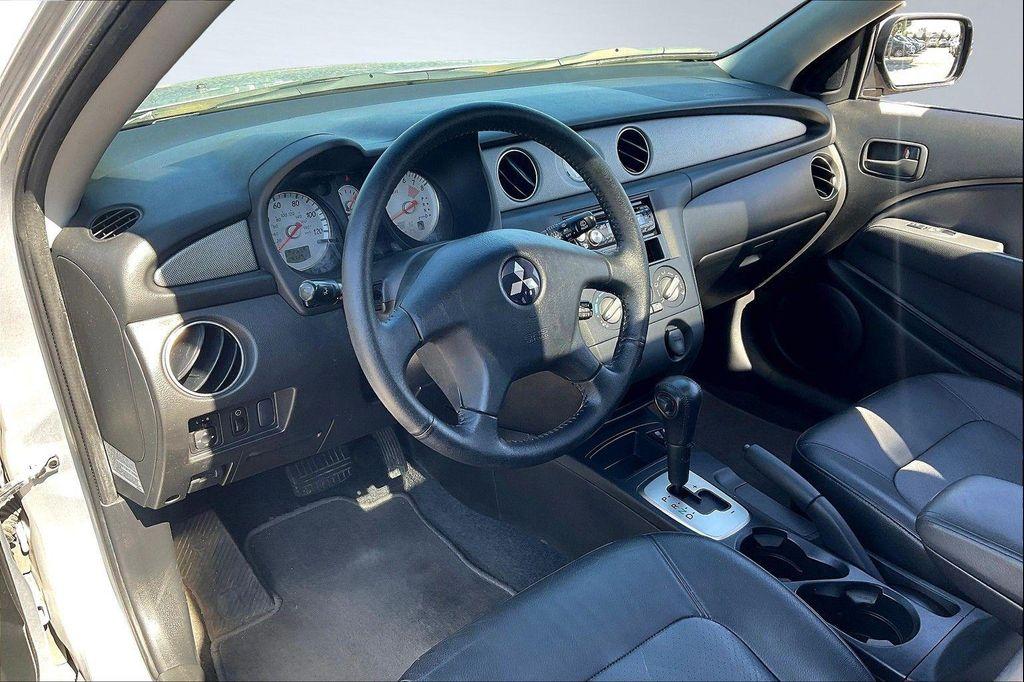 used 2004 Mitsubishi Outlander car, priced at $5,500