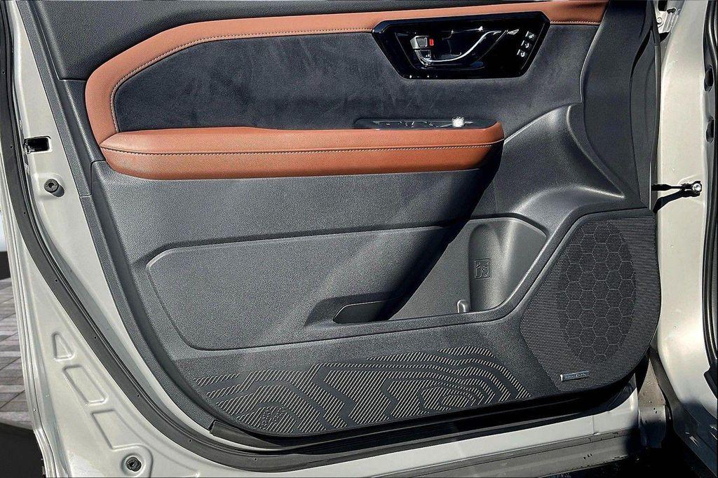 new 2025 Subaru Forester car, priced at $41,934
