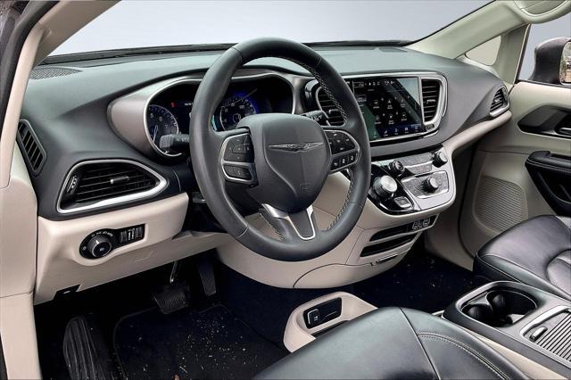 used 2023 Chrysler Pacifica car, priced at $23,200