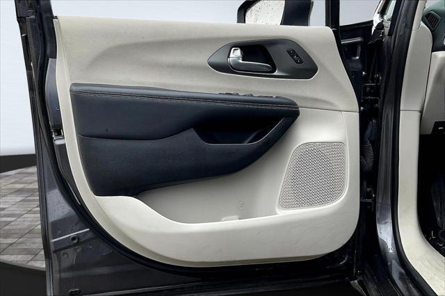 used 2023 Chrysler Pacifica car, priced at $23,200