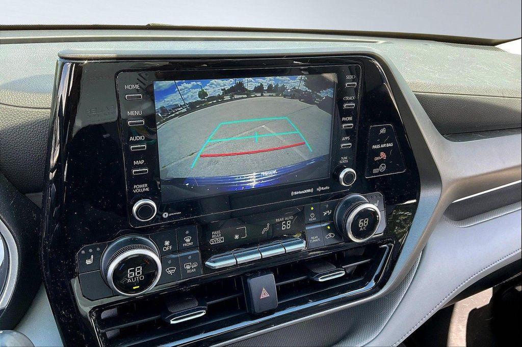 used 2021 Toyota Highlander Hybrid car, priced at $37,890