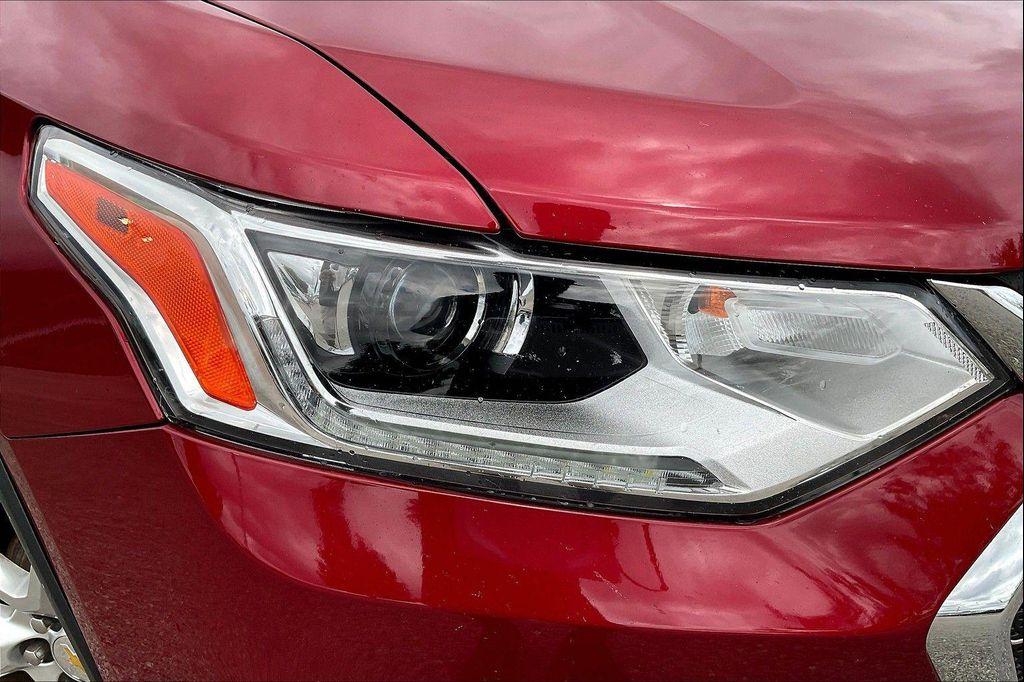 used 2020 Chevrolet Traverse car, priced at $14,984