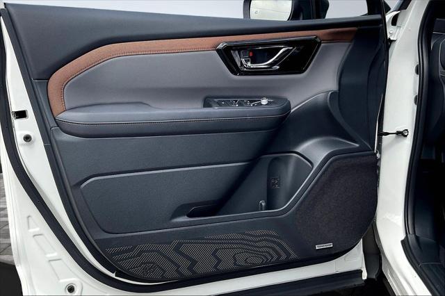 new 2025 Subaru Forester Hybrid car, priced at $40,467