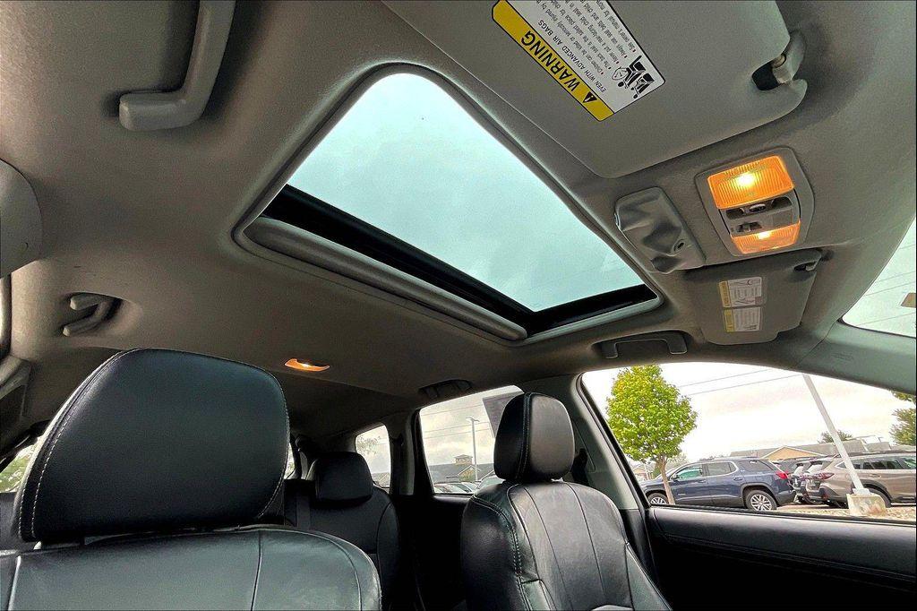 used 2010 Mitsubishi Outlander car, priced at $5,997