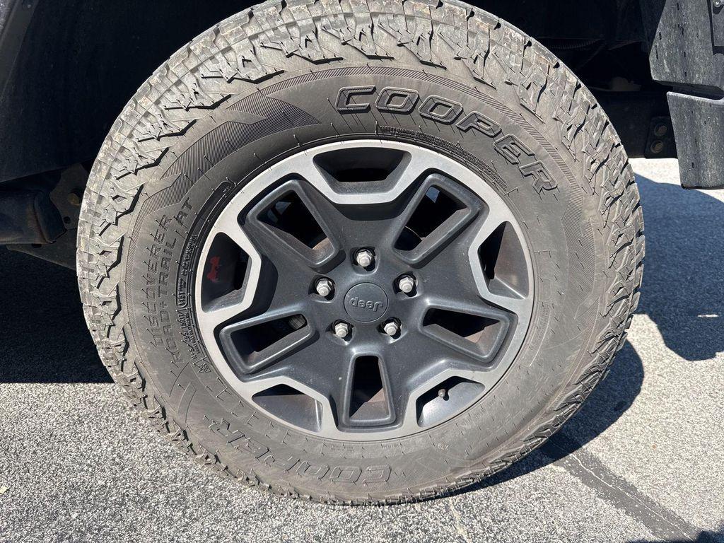 used 2016 Jeep Wrangler Unlimited car, priced at $25,098