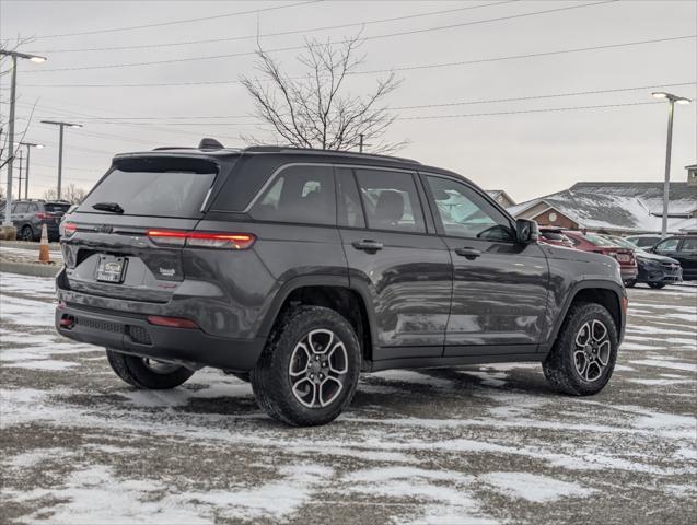 used 2022 Jeep Grand Cherokee car, priced at $37,800