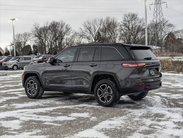 used 2022 Jeep Grand Cherokee car, priced at $37,800