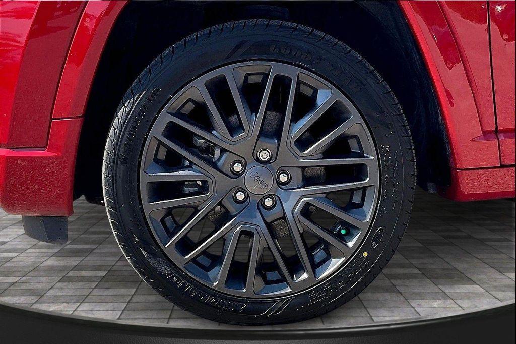 used 2022 Jeep Compass car, priced at $25,516