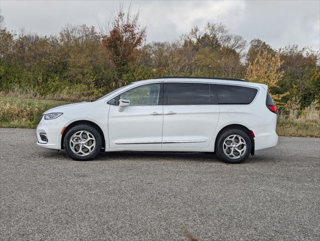 used 2022 Chrysler Pacifica car, priced at $38,484