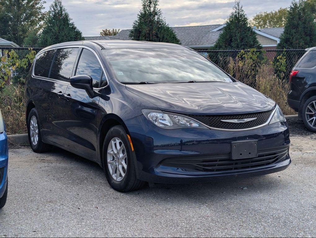 used 2017 Chrysler Pacifica car, priced at $8,799