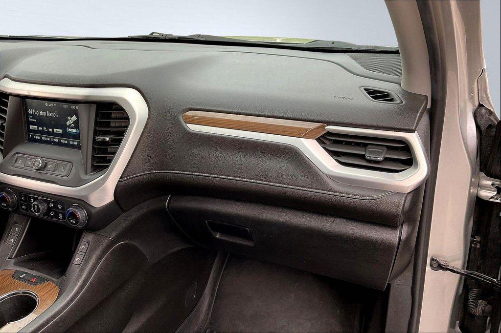 used 2019 GMC Acadia car, priced at $17,132
