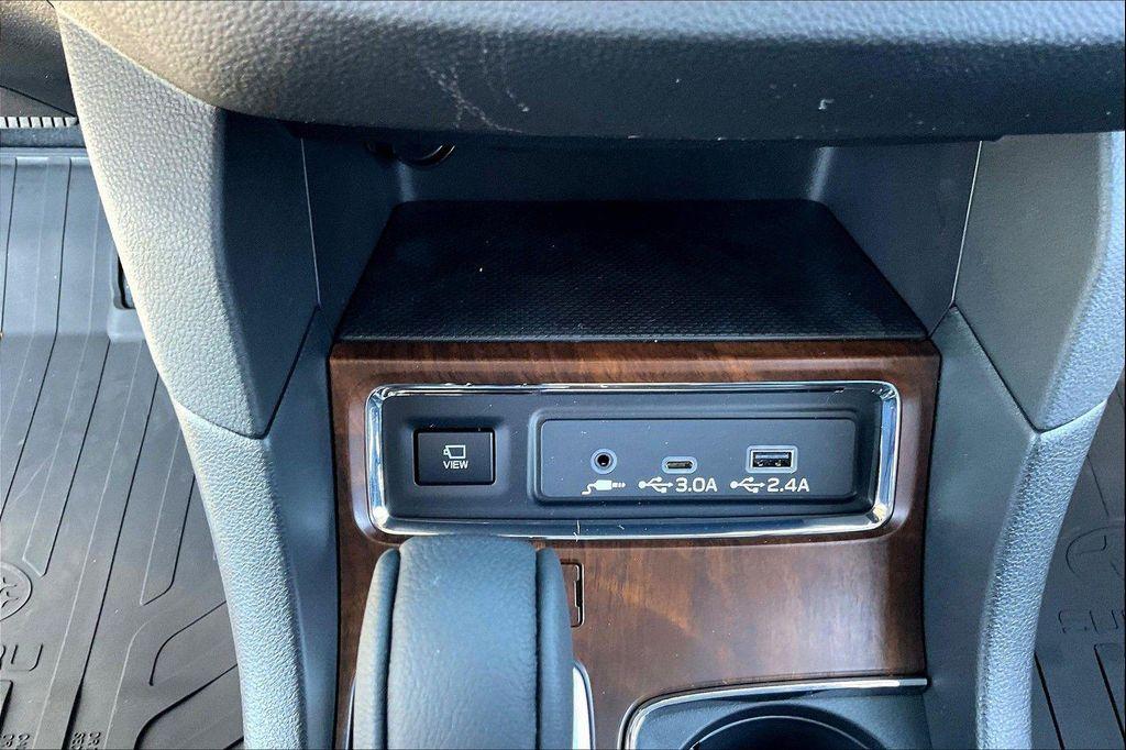 new 2025 Subaru Ascent car, priced at $50,871
