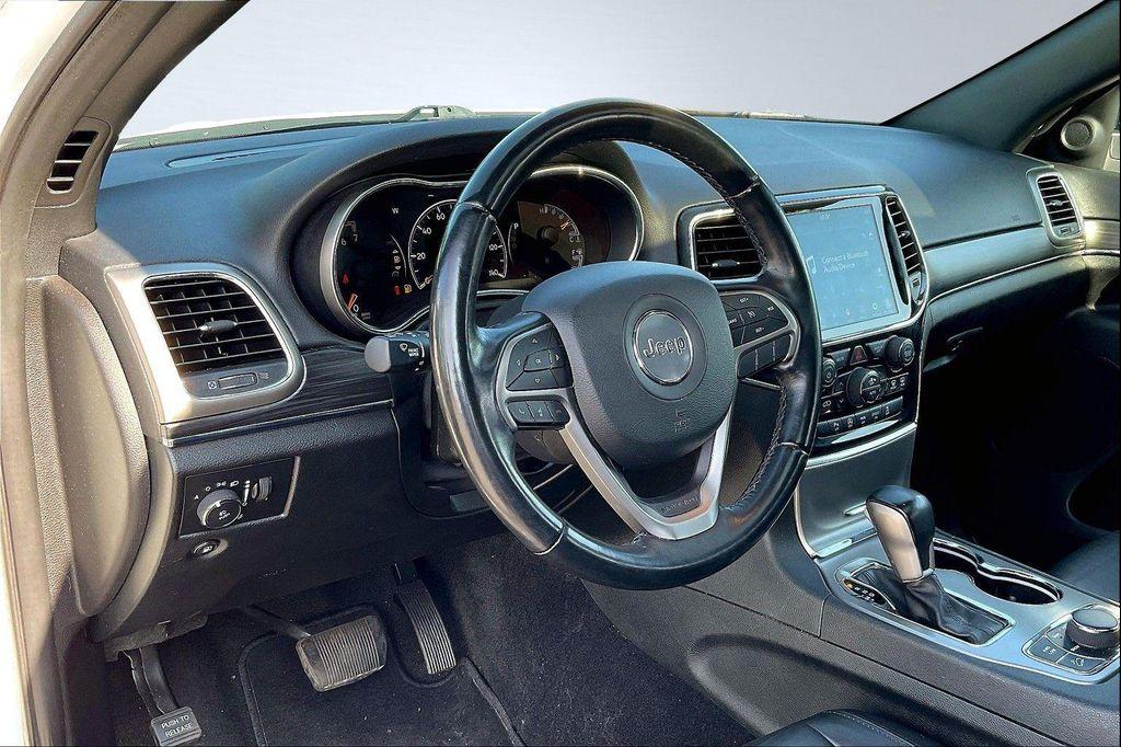 used 2022 Jeep Grand Cherokee car, priced at $23,851