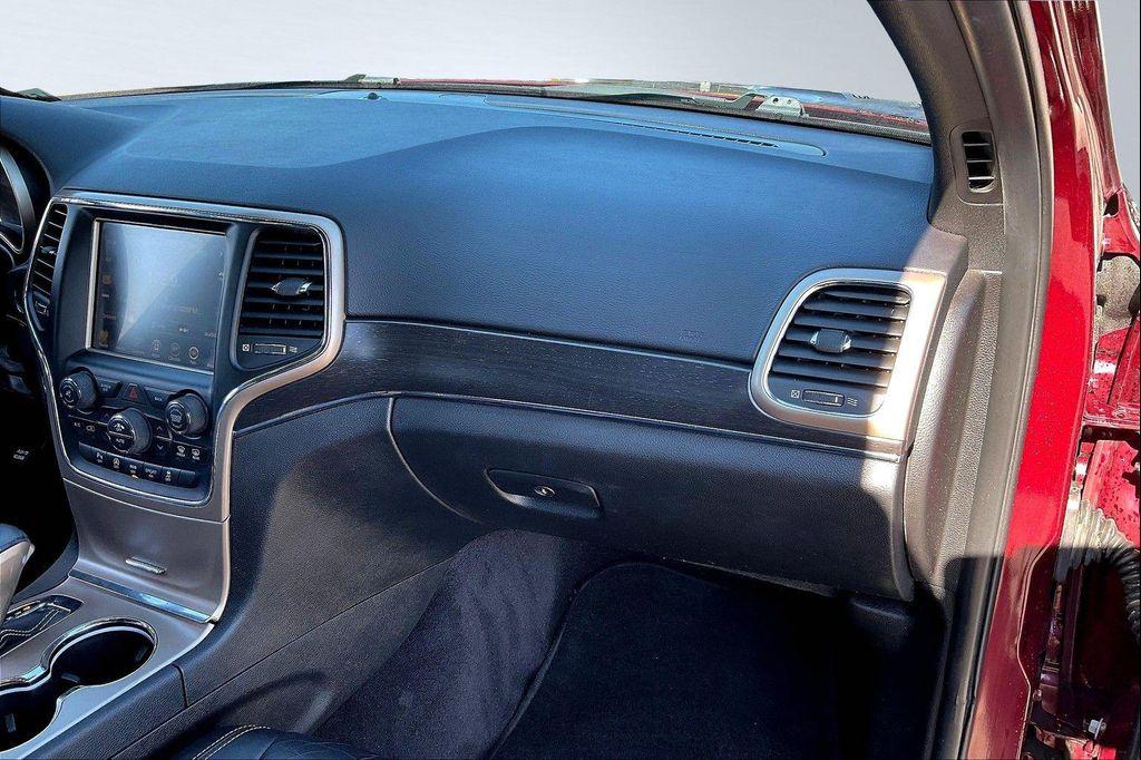 used 2017 Jeep Grand Cherokee car, priced at $15,718