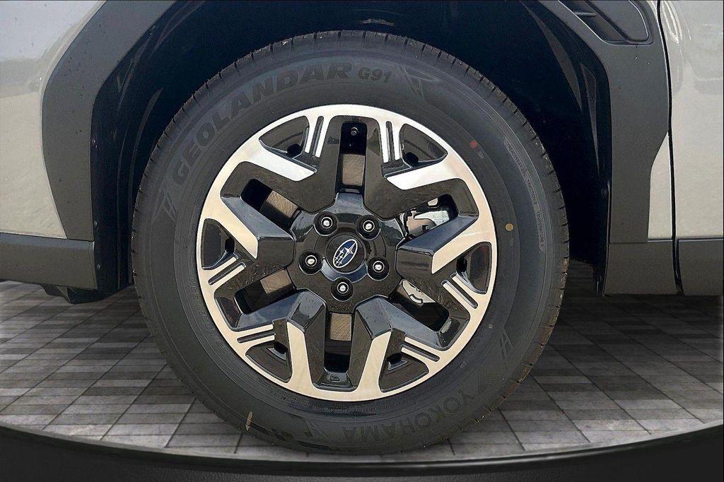 new 2025 Subaru Forester car, priced at $34,221