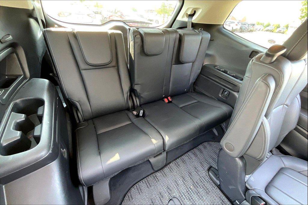 used 2024 Subaru Ascent car, priced at $35,110