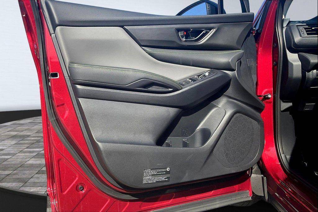 new 2025 Subaru Ascent car, priced at $43,879