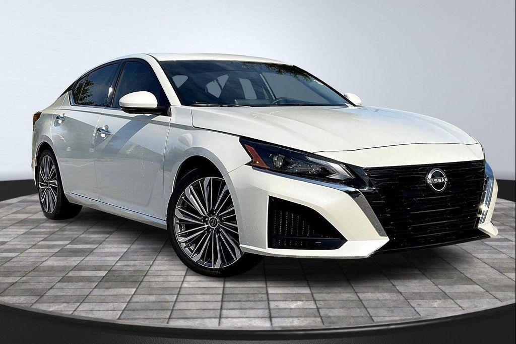 used 2024 Nissan Altima car, priced at $25,599