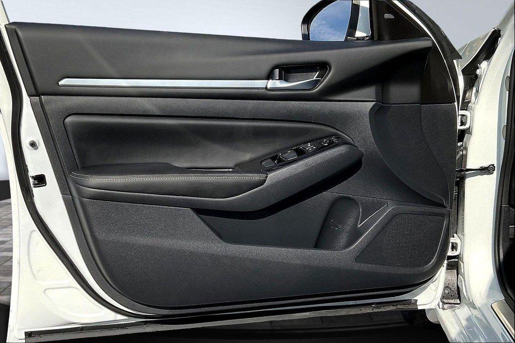 used 2024 Nissan Altima car, priced at $25,599