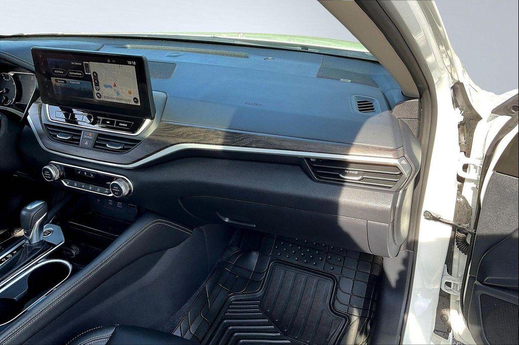 used 2024 Nissan Altima car, priced at $25,599