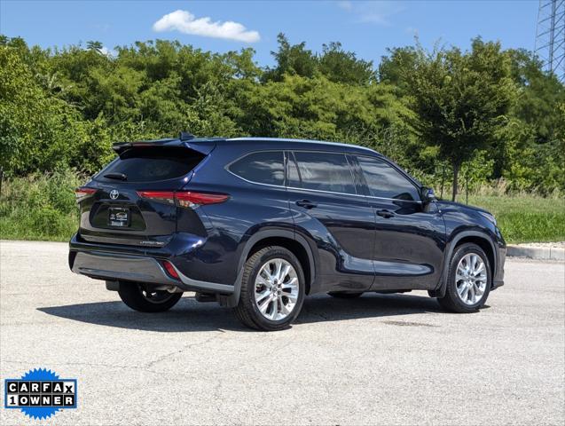 used 2022 Toyota Highlander car, priced at $31,779