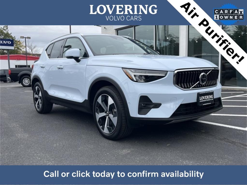 used 2025 Volvo XC40 car, priced at $37,332