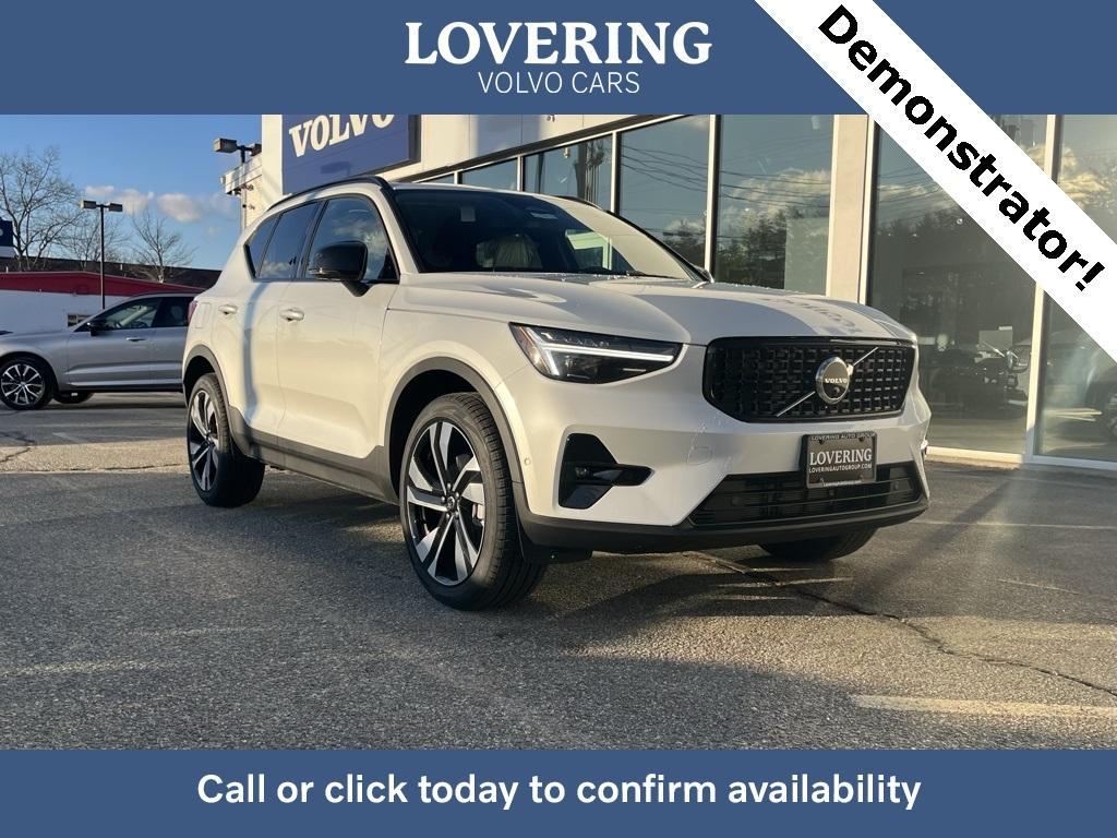 new 2025 Volvo XC40 car, priced at $48,790
