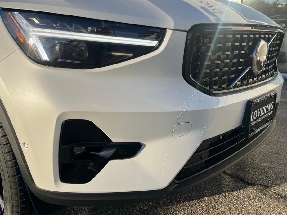 new 2025 Volvo XC40 car